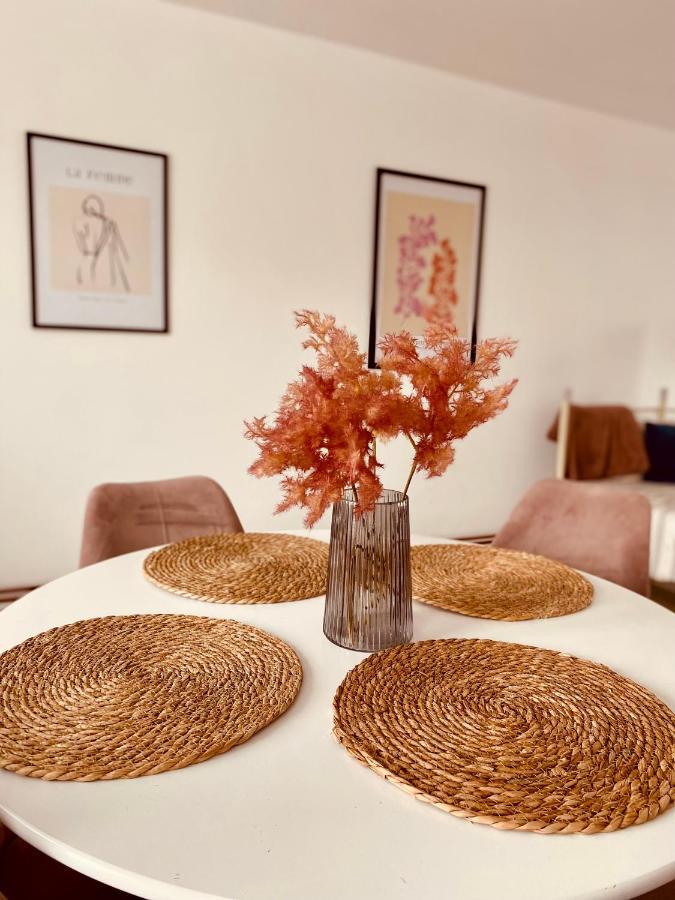 Apartamenty Cud Miod 크로스노 외부 사진